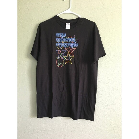 Girls Remember Everything T-shirt Women's Size Medium Black Delta Pro Weight - Picture 1 of 4